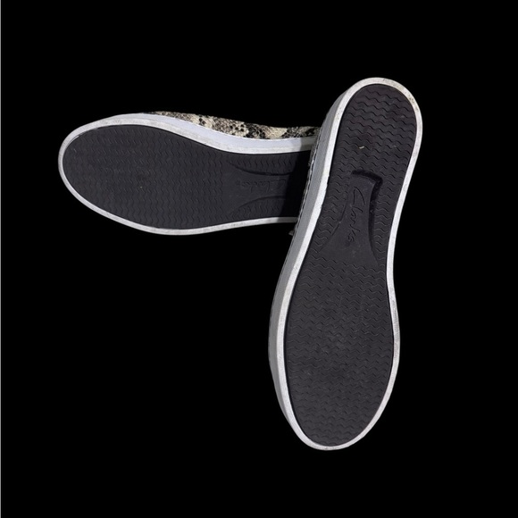 CLARKS COLLECTION SNAKE PRINT SHOES WOMEN - Picture 7 of 8